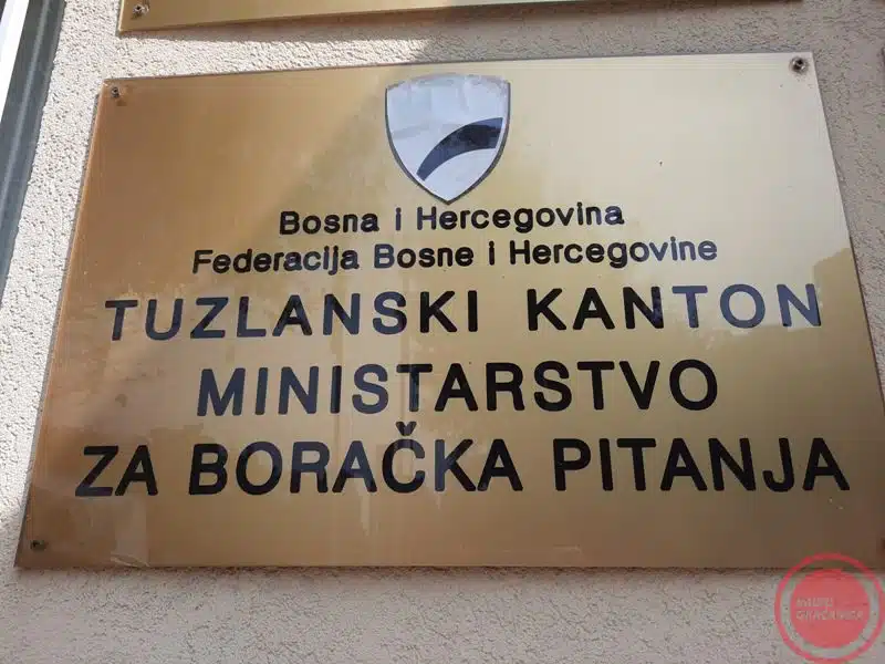 Konkurs za dodjelu stipendija učenicima iz reda boračke populacije Tuzlanskog kantona – .