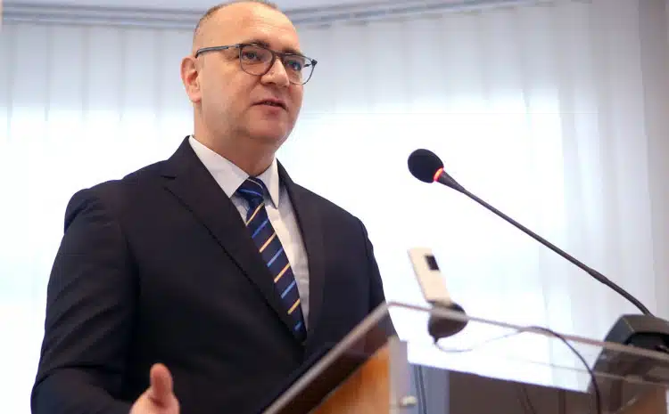 Potvrđeni rezultati prijevremenih izbora: Za gradonačelnika Tuzle izabran je Zijad Lugavić |