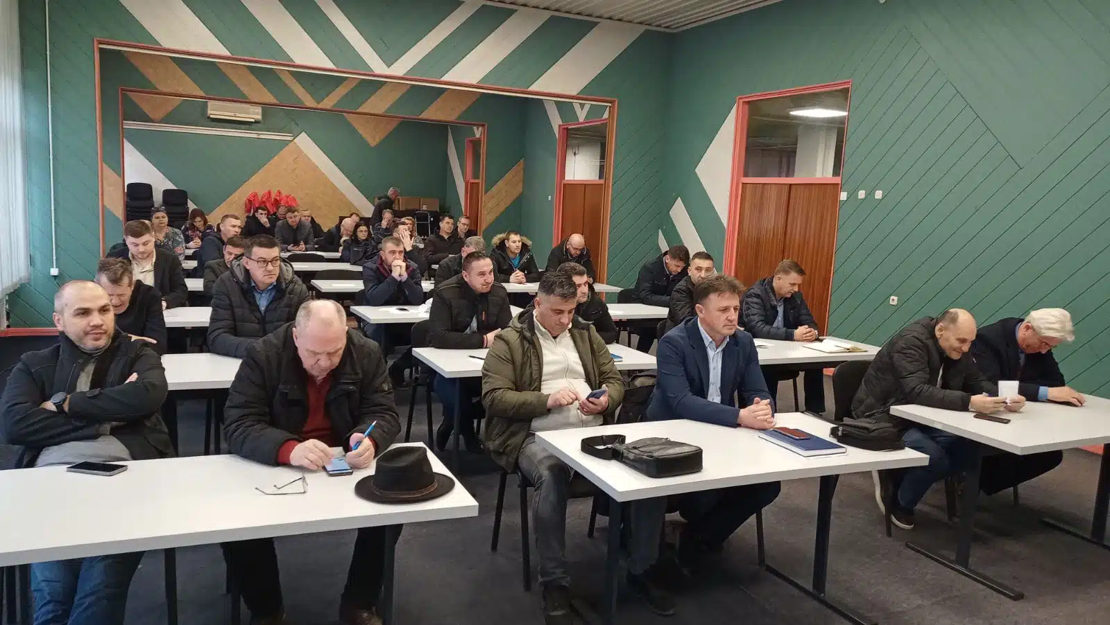 Grad Gradačac će izdvojiti 30 hiljada KM interventne pomoći stanovništvu Turske i Sirije Radio Gradačac – 57 godina sa vama…