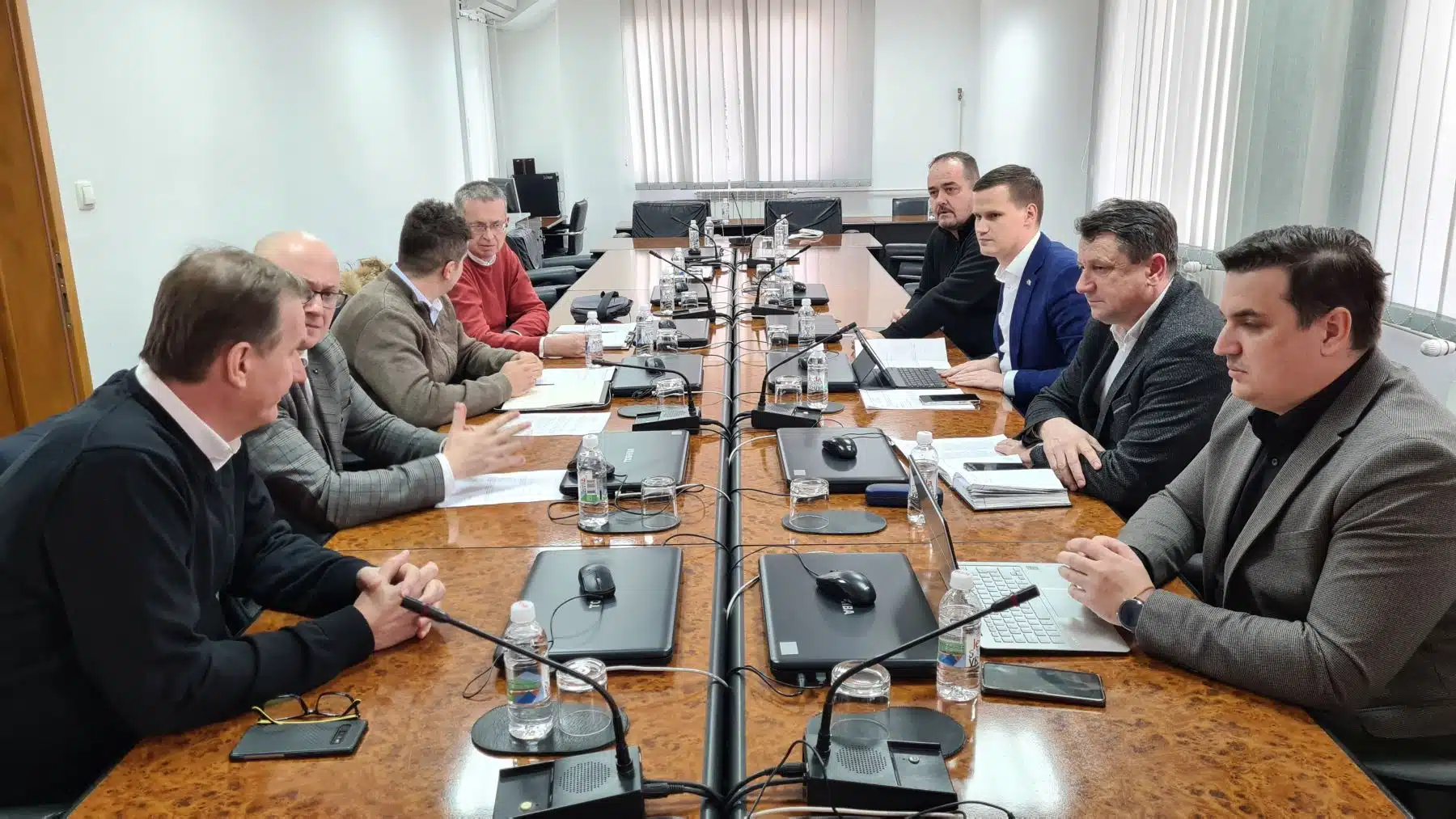Vlada Tuzlanskog kantona osigurala interventnu pomoć za Tursku i Siriju (FOTO) | RTVTK