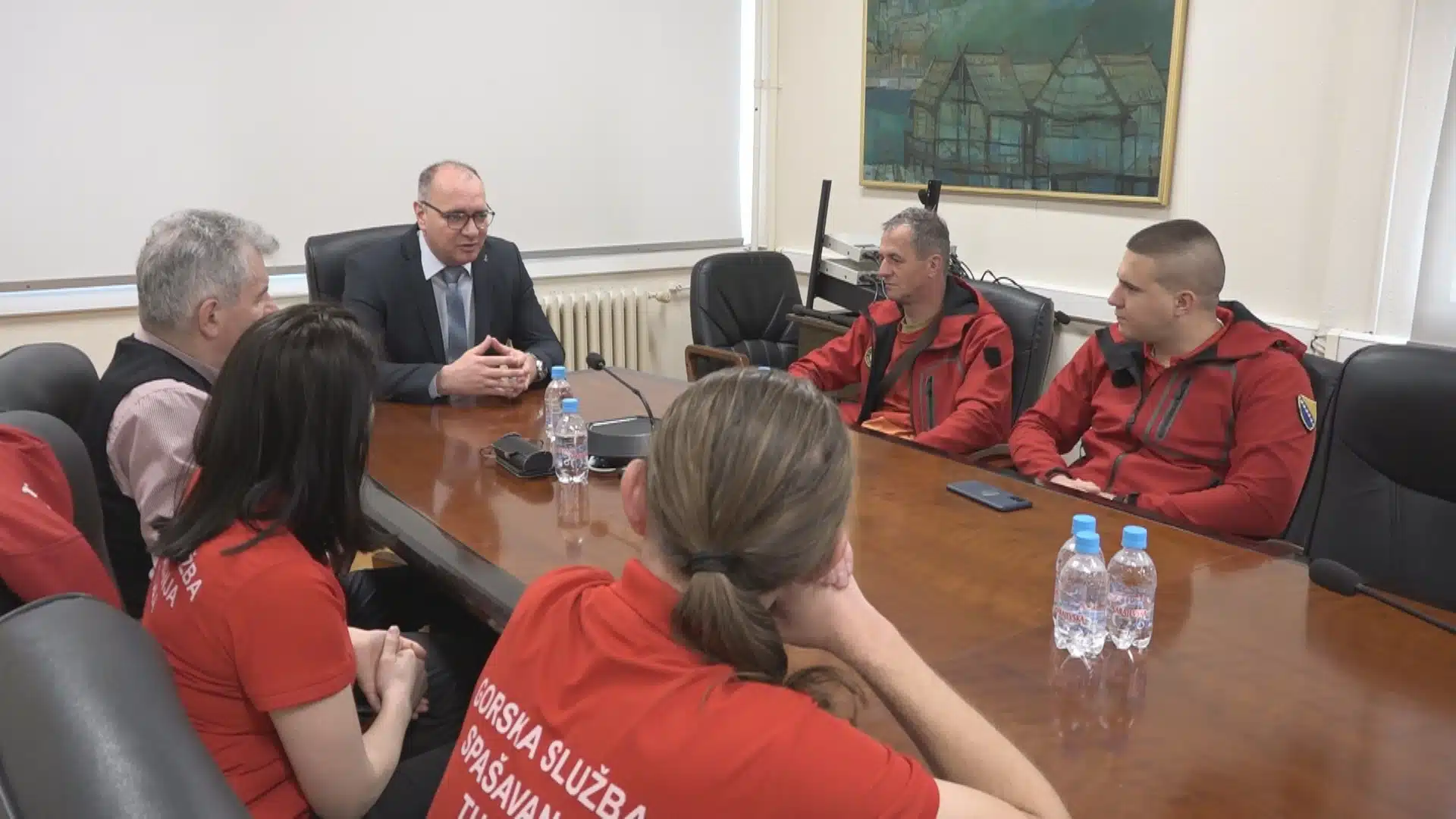 (Video) Grad Tuzla: Upriličen prijem za pripadnike GSS Tuzla koji su učestvovali u akcijama spašavanja u Turskoj |