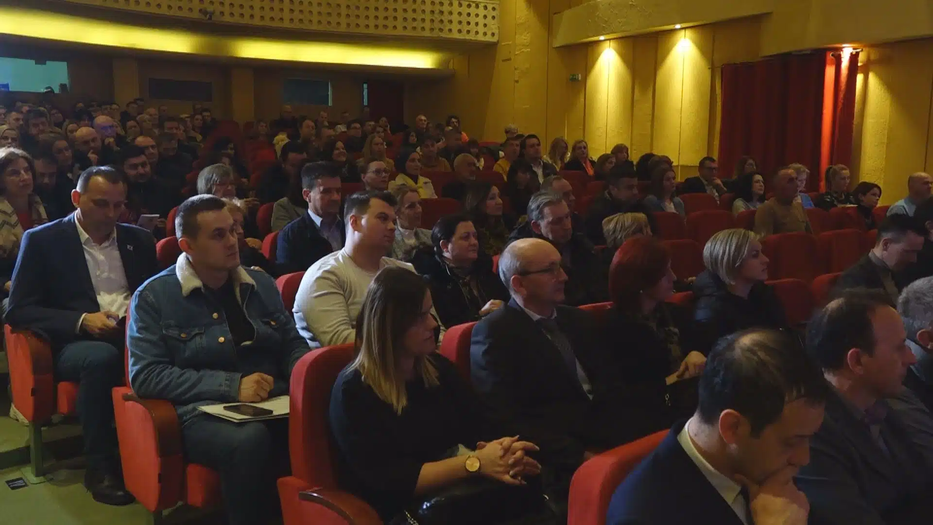 (Video) Održana Akademija obrazovnih institucija povodom Dana nezavisnosti BiH |