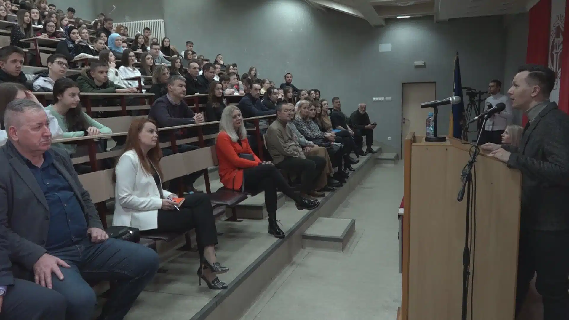 (Video) U povodu Dana nezavisnosti BiH održano predavanje “Zašto nam je važna historija?” |