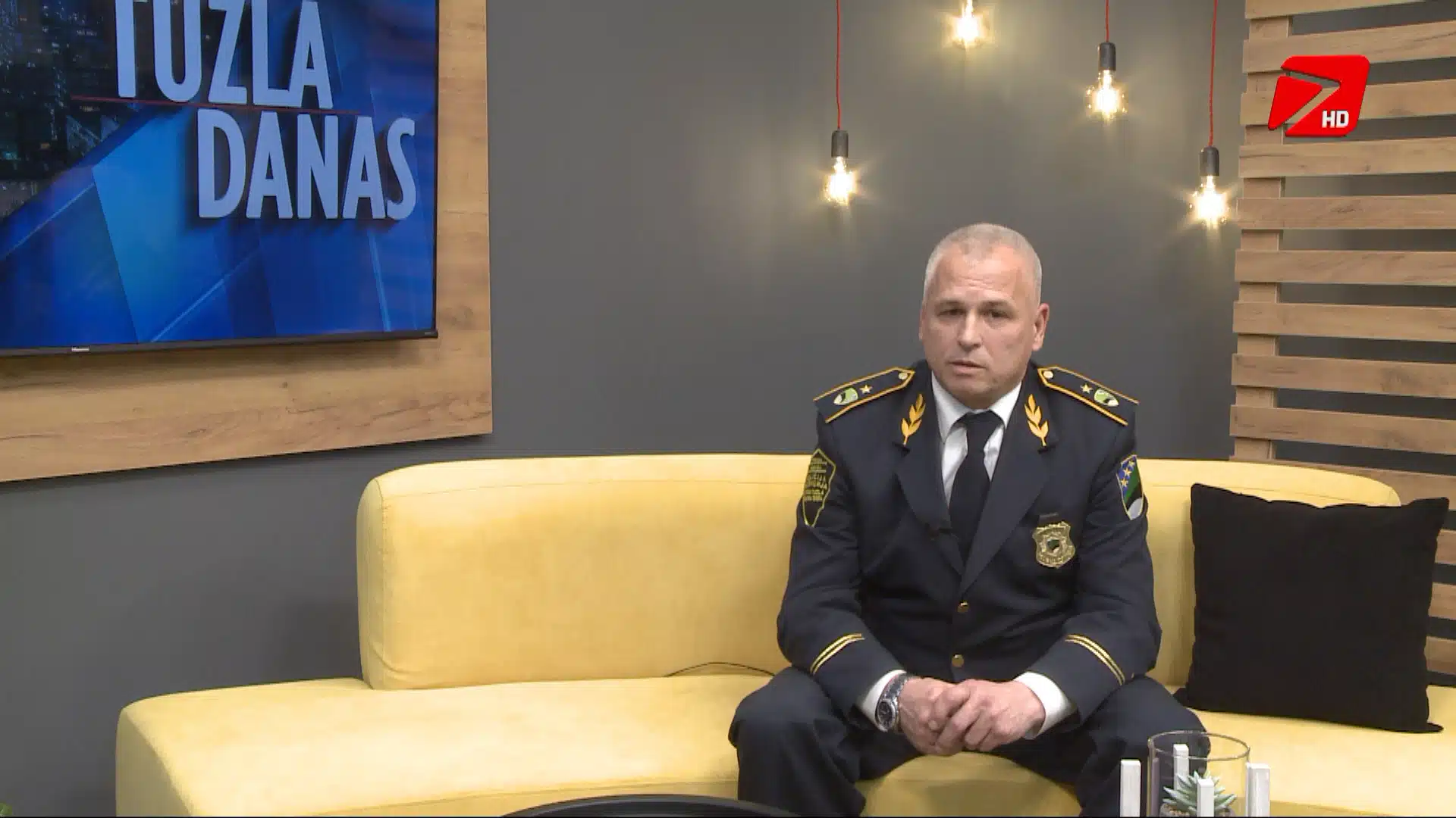 (VIDEO) Siniša Vareškić, načelnik PU Tuzla o angažmanu policije tokom izbornog dana | .