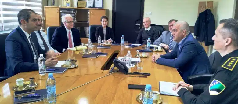 Ambasada SAD-a u Bosni i Hercegovini pomoći će pri obuci policijskih službenika MUP-a Tuzlanskog kantona | RTVTK
