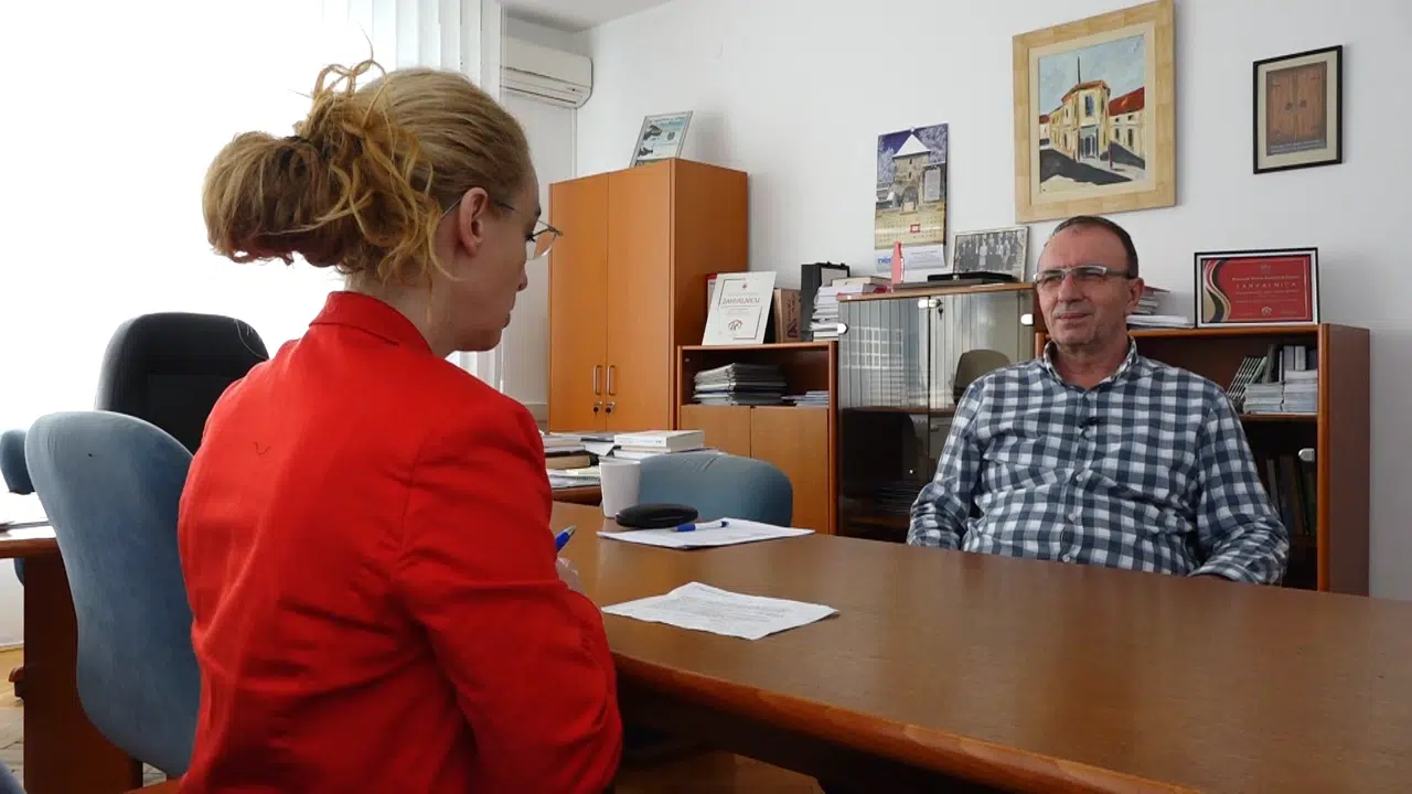 (VIDEO) Nevres Kamberović: “Još je neizvjesno kako će zima i temperaturne oscilacije uticati na poljoprivrednu proizvodnju” | .