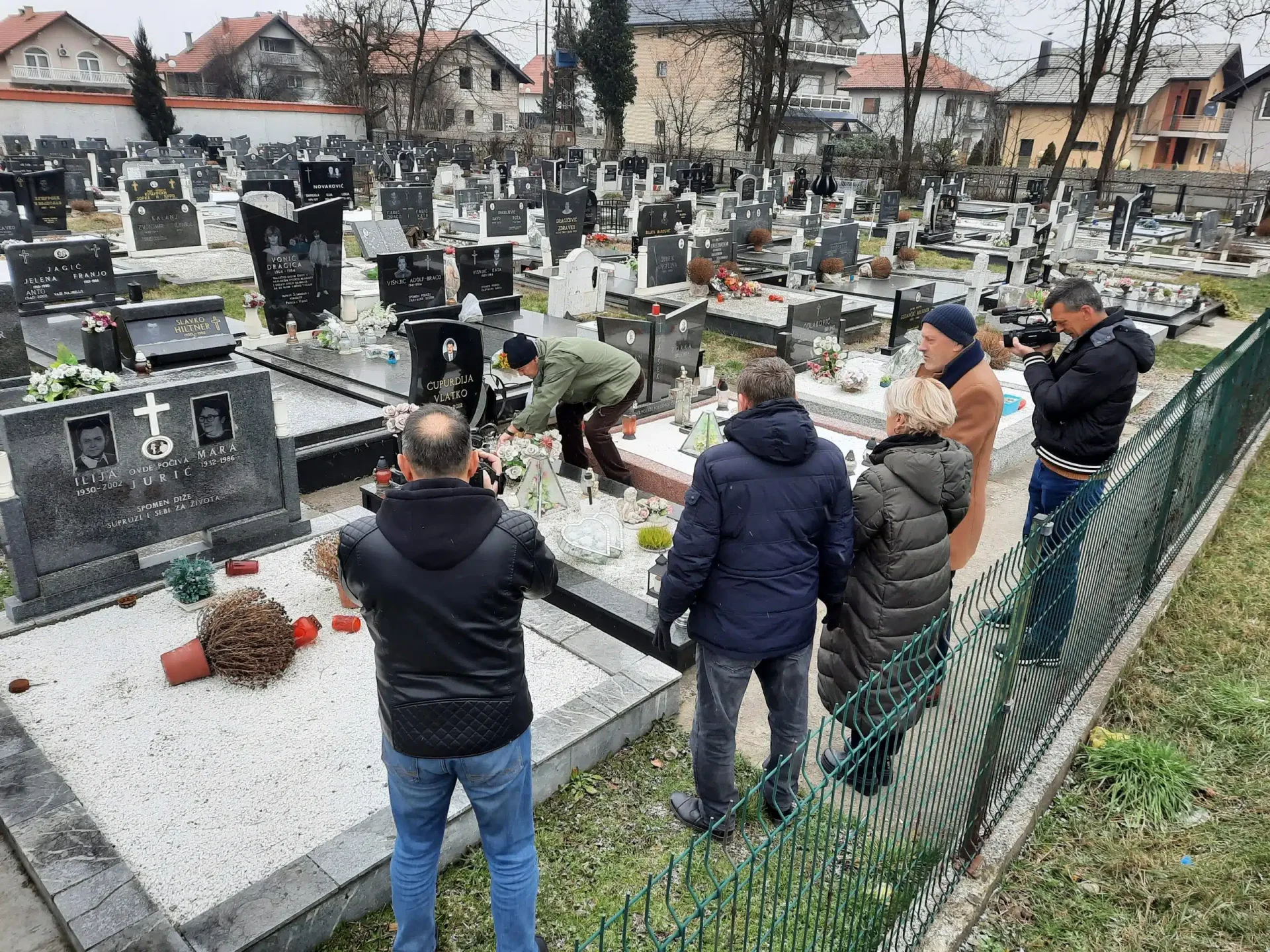 Uposlenici . u sklopu programa 30. godina rada i djelovanja posjetili Živinice