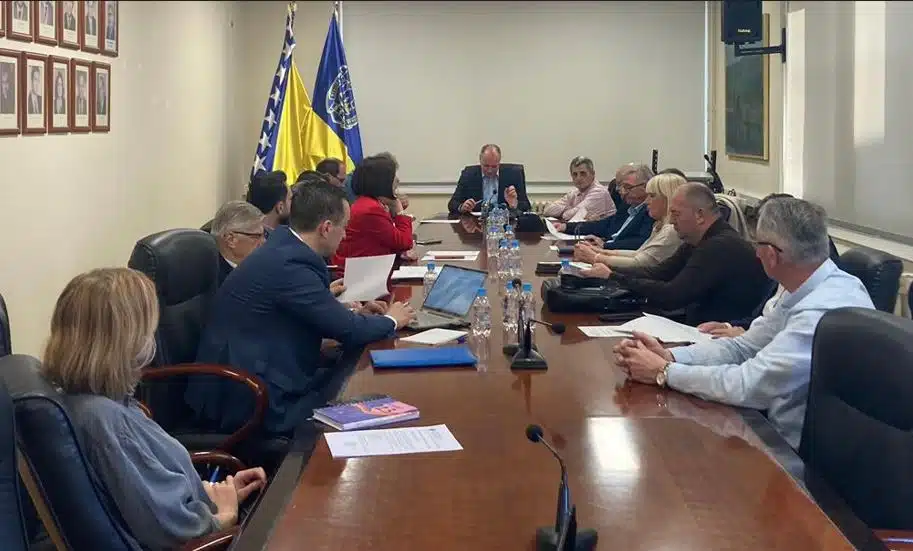 Održana konstituirajuća sjednica Organizacionog odbora i radnih tijela manifestacije “Izbor sportiste godine grada Tuzle za 2022” |