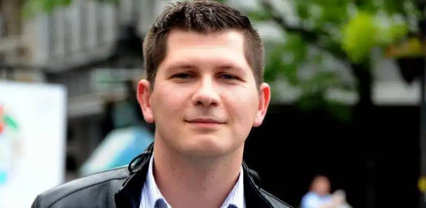 Muhamed Mešić iz Tuzle govori preko 70 jezika, jezički genije kojem se divi svijet
