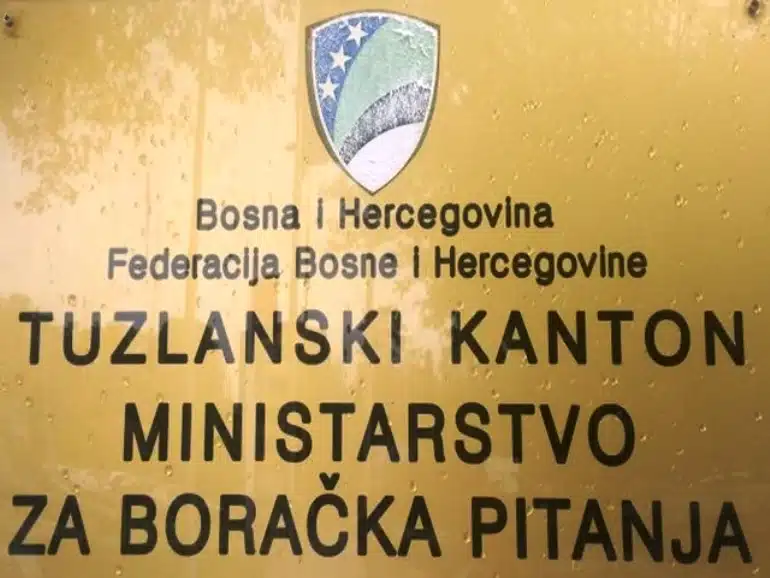 Objavljen konkurs za dodjelu stipendija učenicima iz boračke populacije u TK