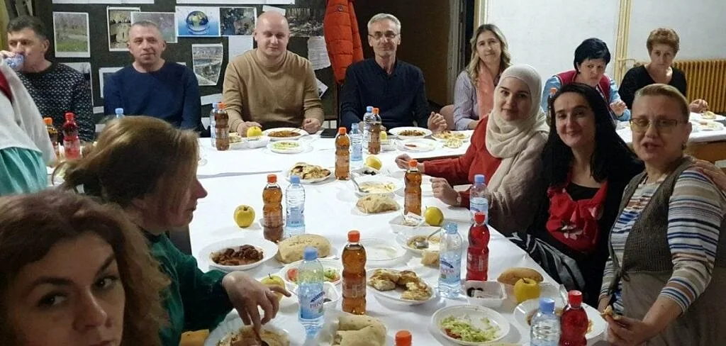 OŠ Simin Han:Zajednički iftar prosvjetara