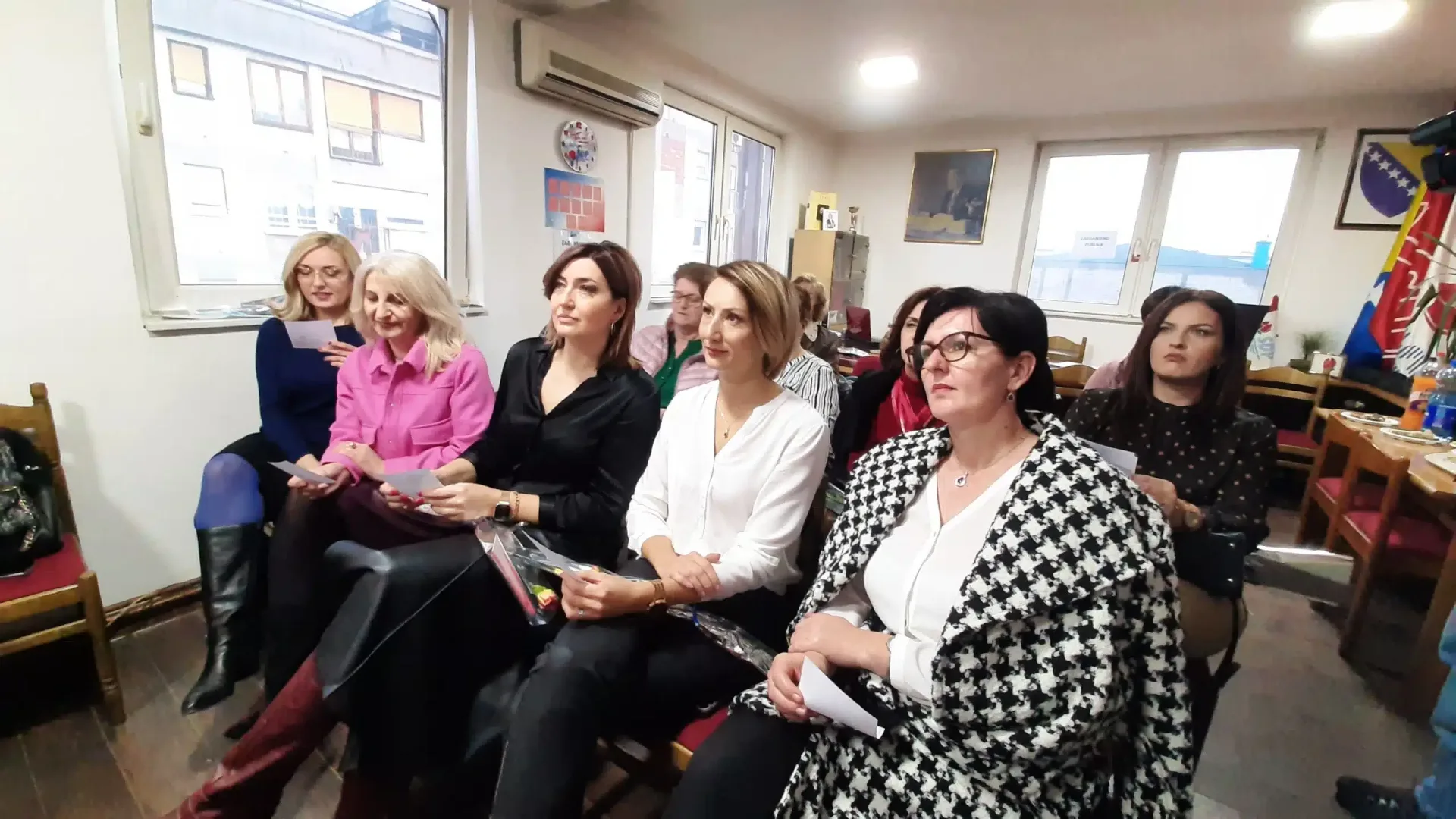 Forum žena SDP BIH Živinice: Predavanje na temu “Asertivnost u politici”