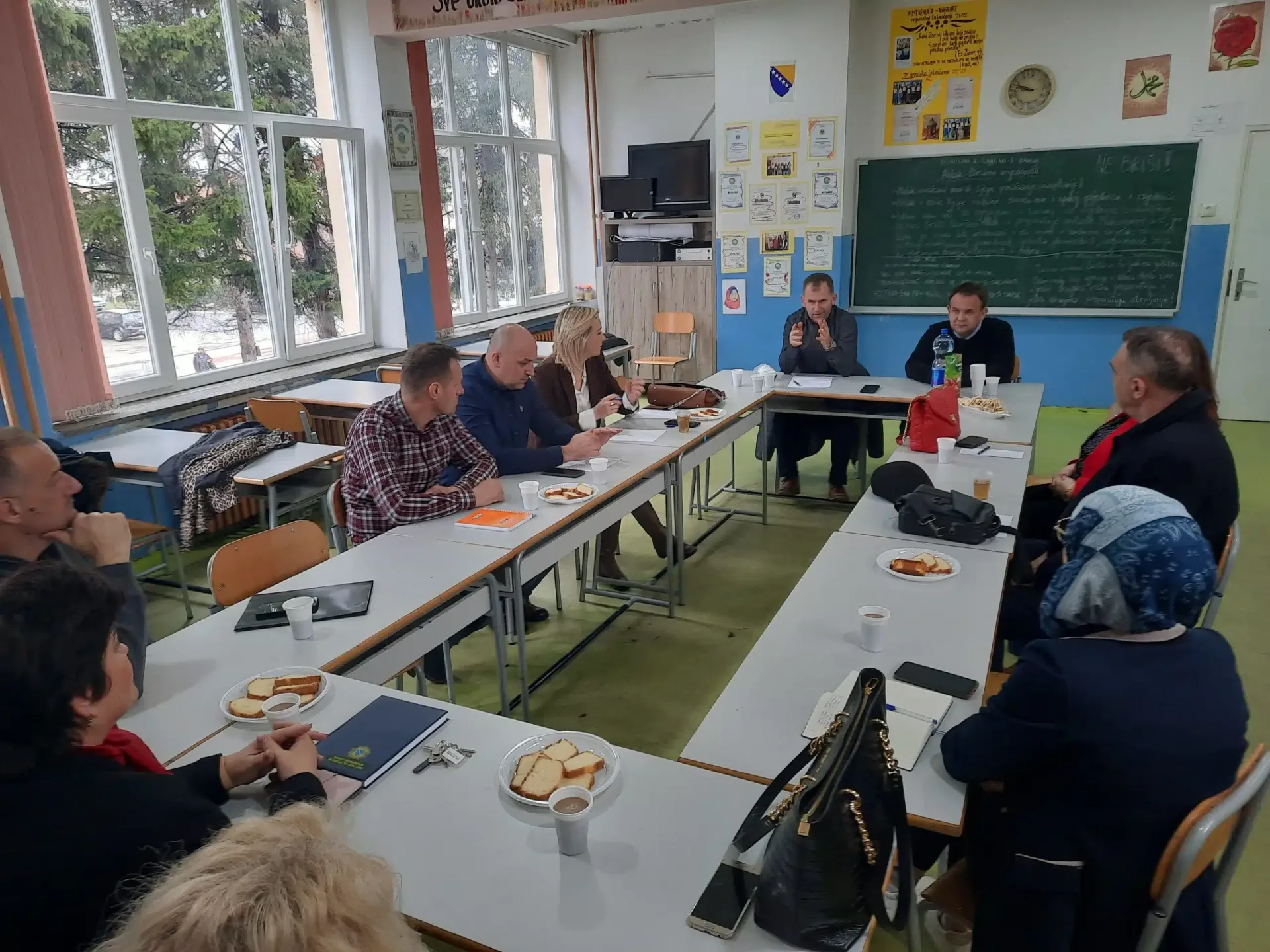 Resorno kantonalno ministarstvo rješava problem upisanih prvačića u Prvu osnovnu školu Živinice