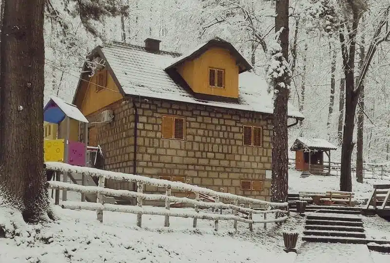 Tuzla: Izmijenjen režim saobraćanja na tuzlanskom izletištu Ilinčica
