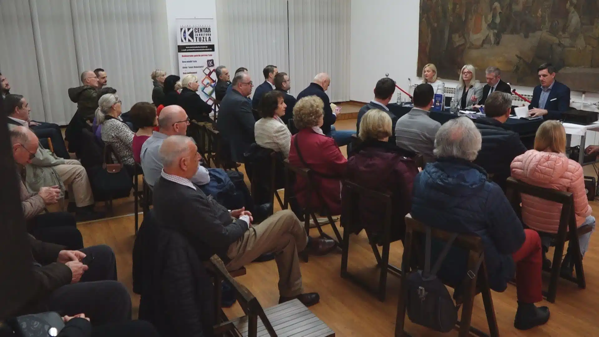 (VIDEO) Promovisana knjiga “Bokeljski zagovori” u Tuzli |