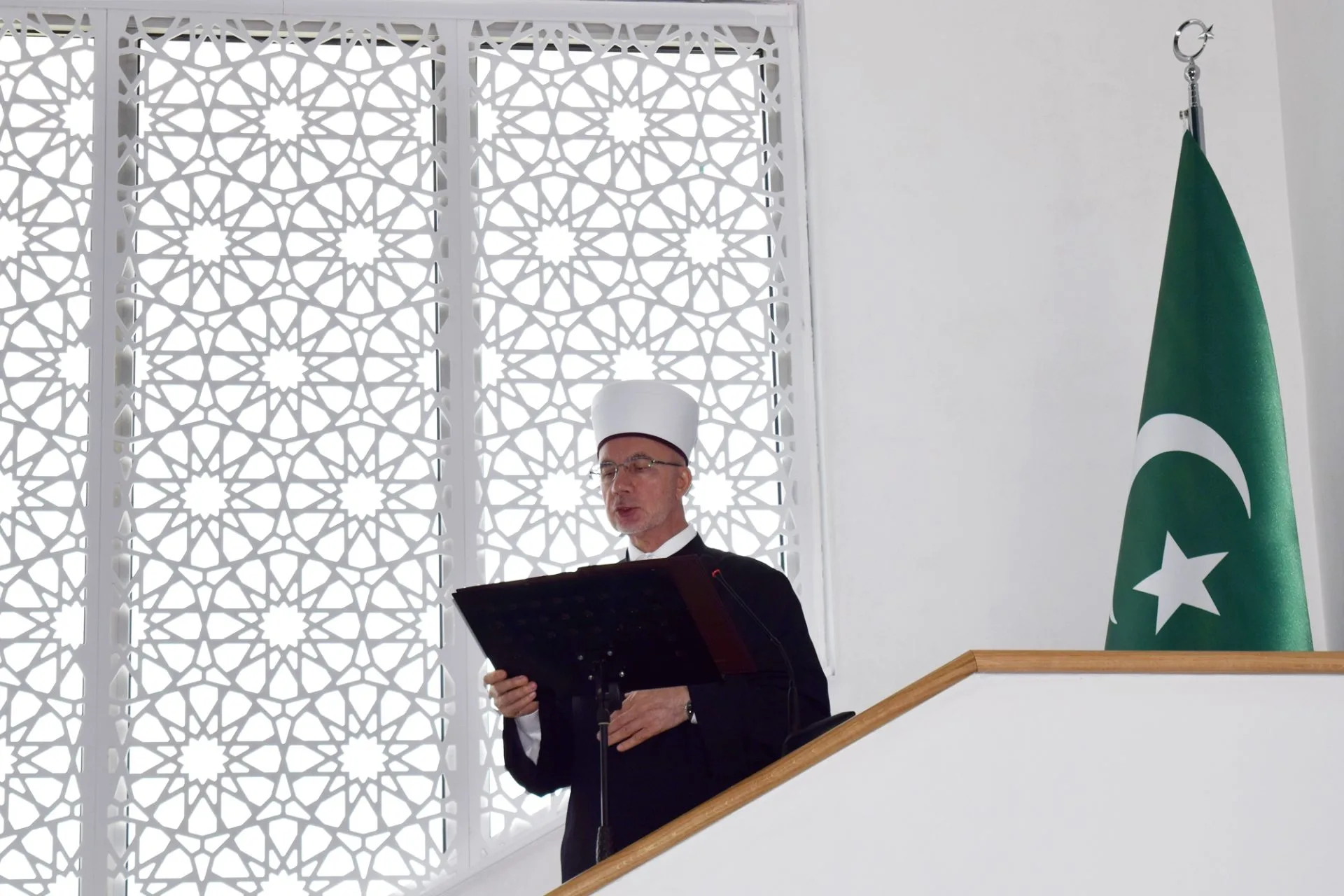 Prva ramazanska hutba muftije tuzlanskog Vahid-ef. Fazlovića