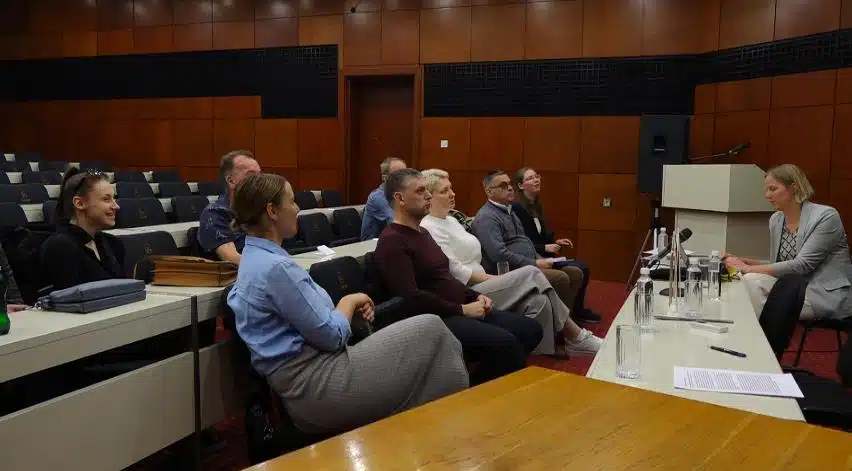 (VIDEO) Panel diskusija sa ukrajinskom delegacijom u Tuzli o poslijeratnoj obnovi grada |