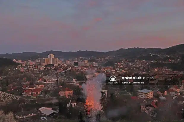 Top sa uzvišenja Kicelj označio početak ramazana |