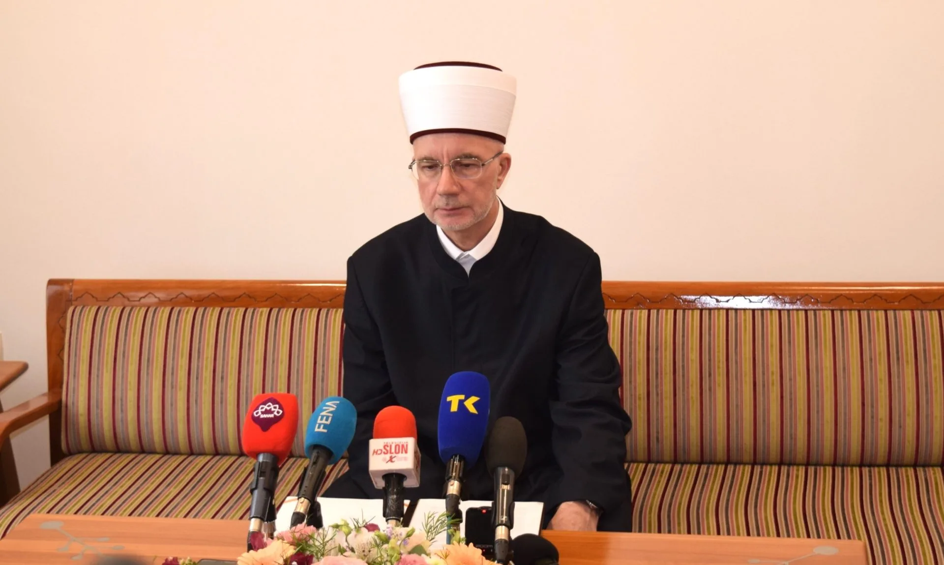 Muftija Fazlović: Neka naše ramazansko dobročinstvo bude obogaćeno i bajramskim milosrđem |