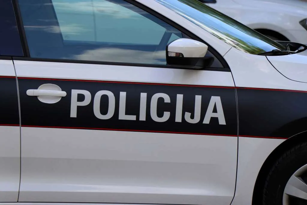 U saobraćajnim nesrećama u TK povrijeđeno 15 osoba, dvije teško