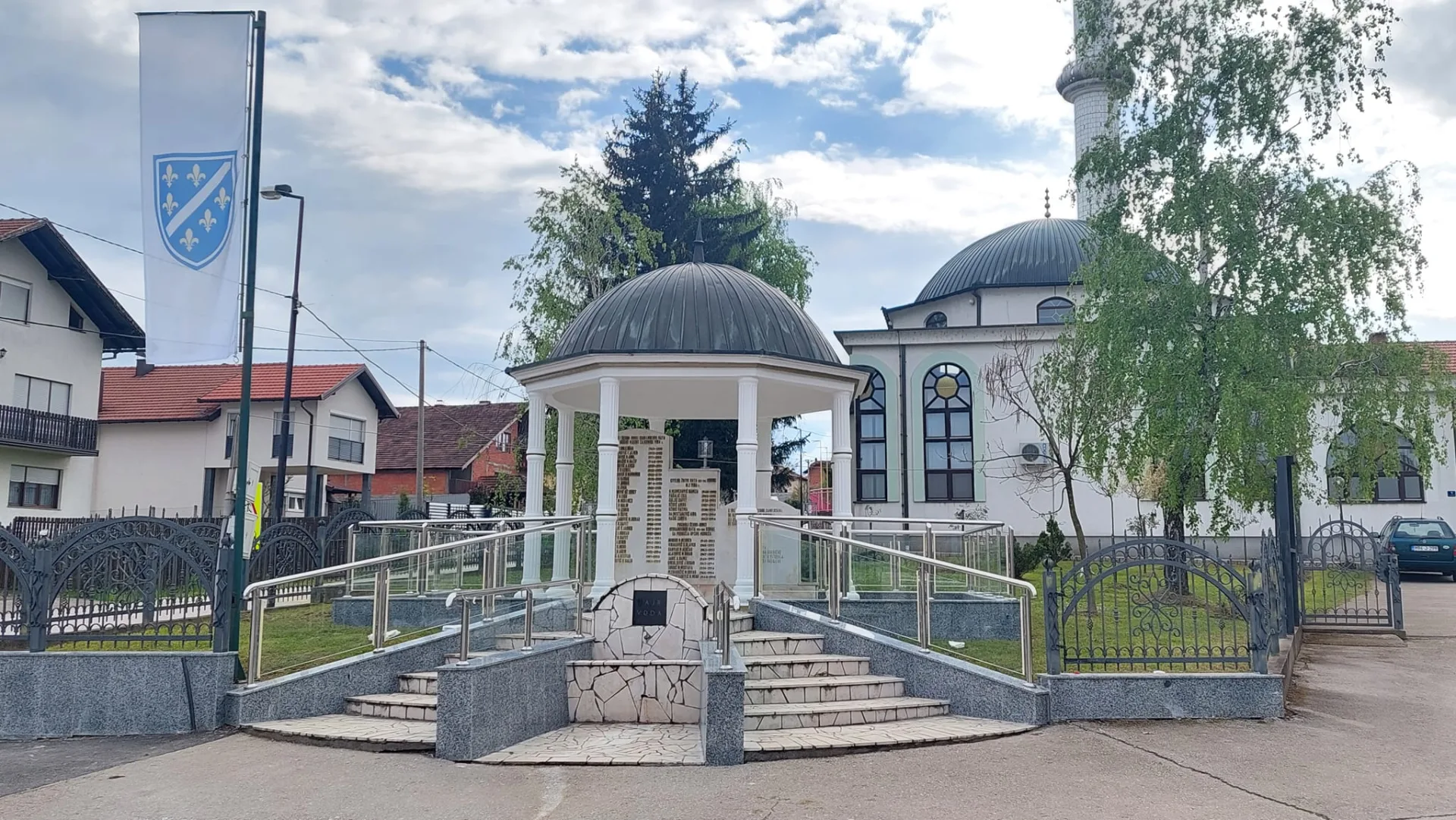 Učeći dove i molitve obilježen Dan šehida