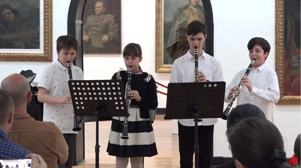 (Video) Održan koncert duvačkog orkestra Osnovne muzičke škole Tuzla |