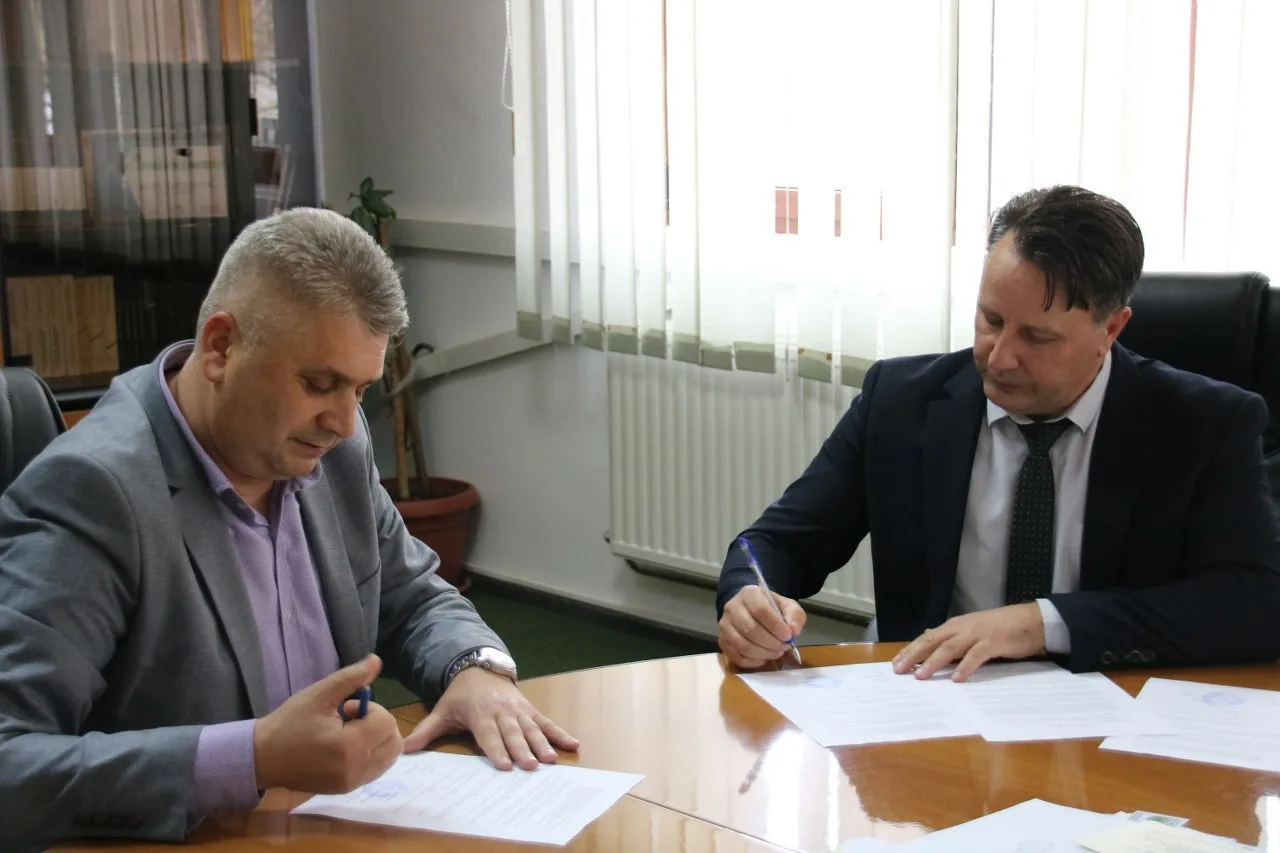 Potpisan ugovor za nastavak finansiranja projekta “Obezbjeđenje dodatnih količina pitke vode za građane općine Sapna“