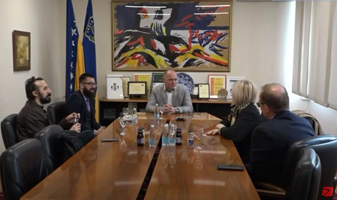 (Video) Lugavić upriličio prijem za delegaciju Narodnog pozorišta Tuzla
