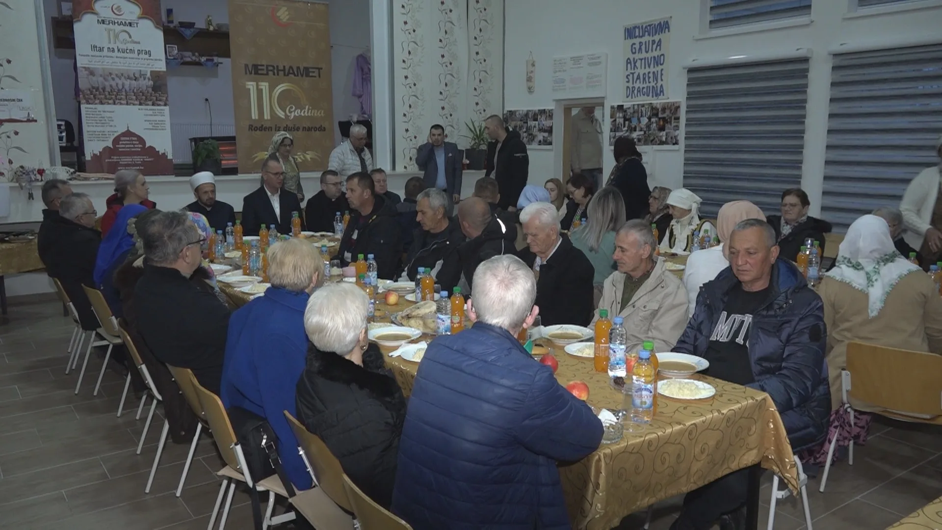 (Video) Upriličen zajednički iftar za stanovnike Mjesne zajednice Dragunja |
