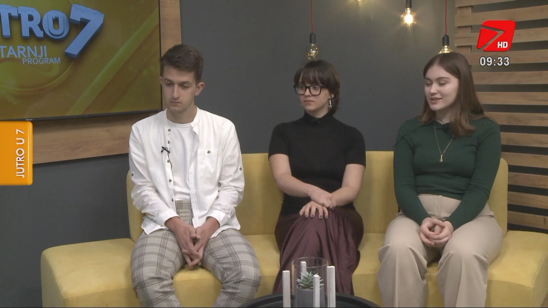 (Video) Gimnazijalci iz Tuzle organizovali književno druženje “Shakespeare Day”