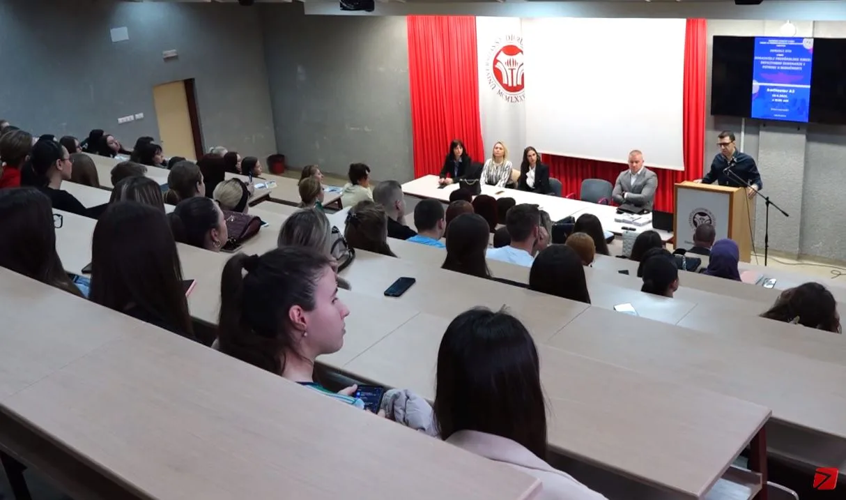 (Video) U Tuzli razgovarano o temi “Odgajatelj predškolske djece, deficitarno zanimanje i potrebe u budućnosti” |