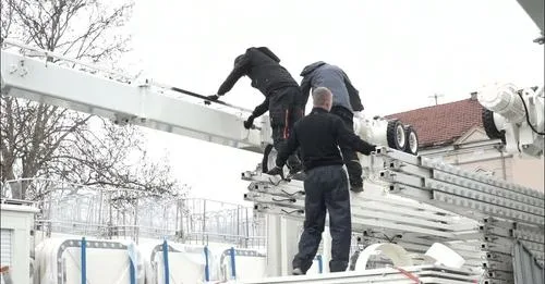 Počela montaža panoramskog točka u Tuzli, prva zvanična vožnja u četvrtak