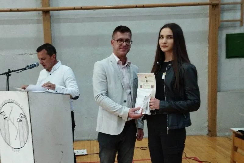 MSŠ:Emina šampionka na Festivalu rada BiH srednjoškolaca