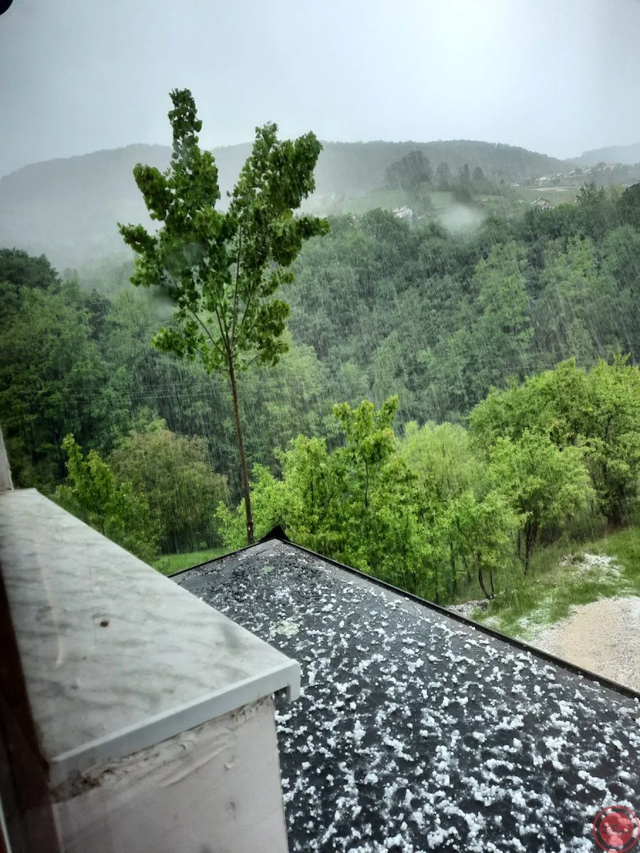 Nevrijeme pogodilo Gračanicu, pogledajte prizore –