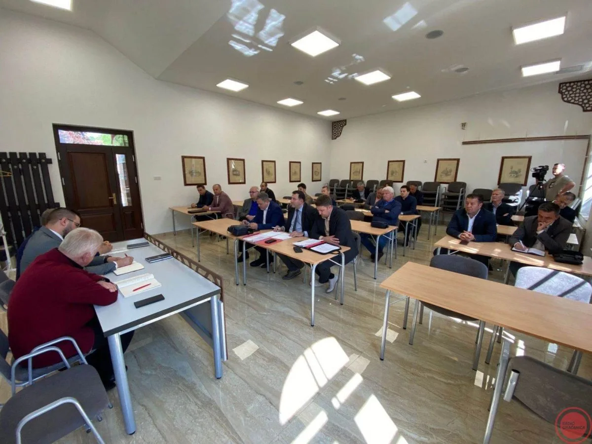 Održan sastanak o perspektivama saobraćajne komunikacije Tuzla – Doboj –