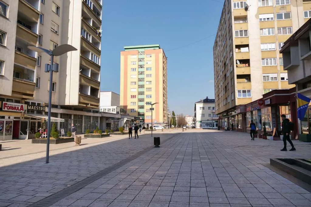 Muškarac iz Banovića prijetio da će pobiti članove svoje porodice |