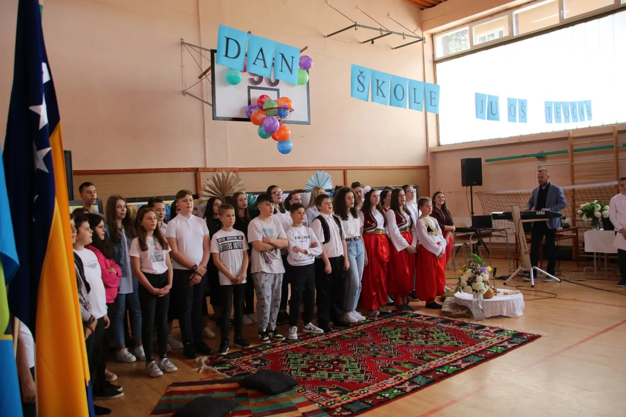 Osnovna škola “Teočak” proslavila 90. rođendan (AUDIO+FOTO)