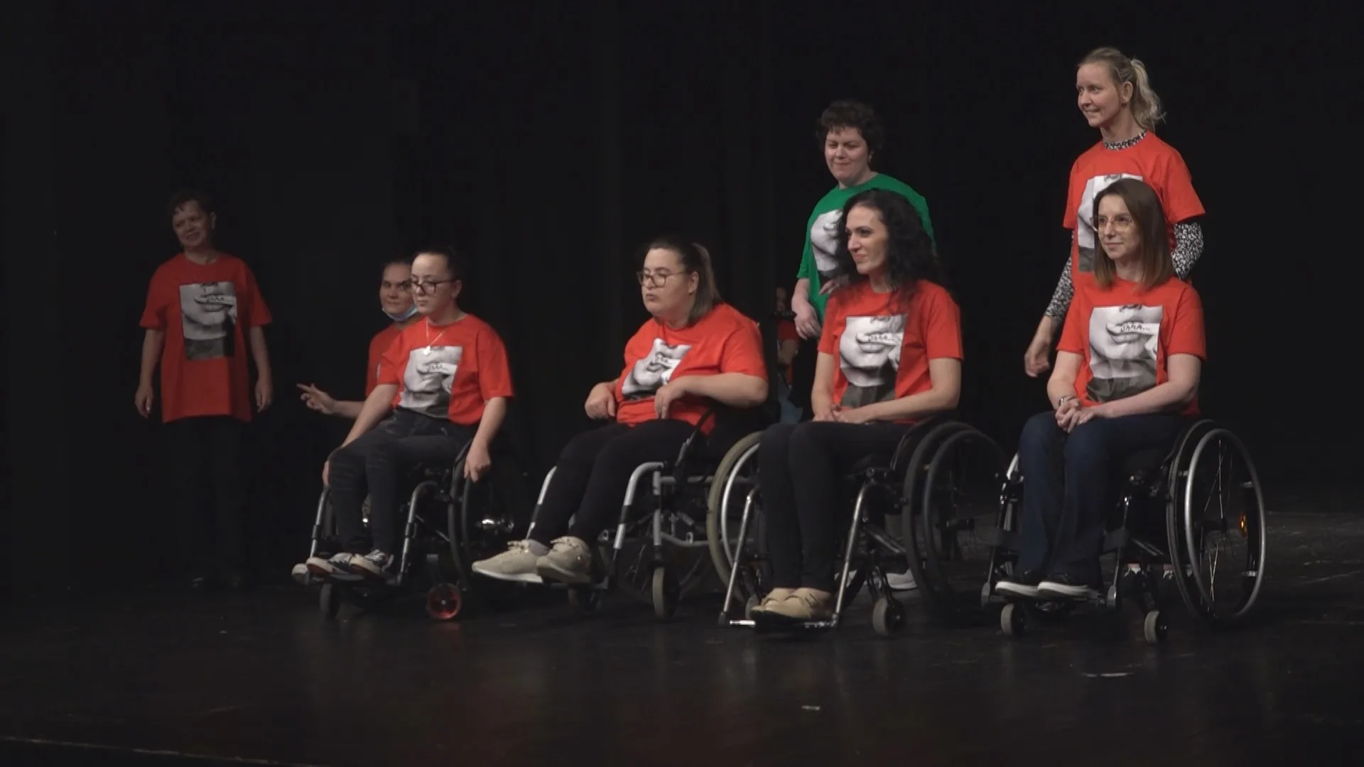 (Video) U Narodnom pozorištu izvedena predstava forum teatar “Tišine” |