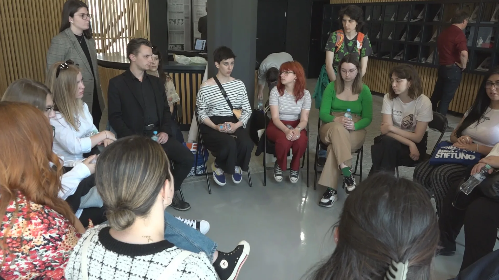 (Video) Predstavnici Inicijative mladih za ljudska prava iz Srbije i BiH razgovarali sa članovima porodice ubijenih na Kapiji