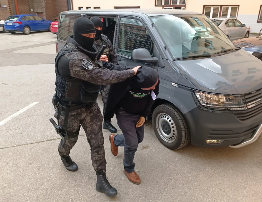 Akcija policije u Srebreniku i Brčko Distriktu, uhapšeno sedam osoba (FOTO)