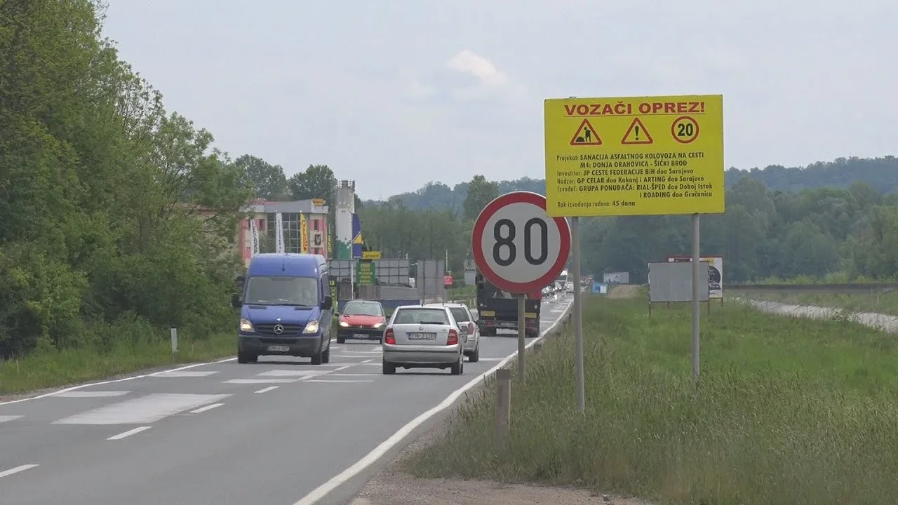 Gračanica: Sastanak o perspektivama putne komunikacije Tuzla – Doboj |