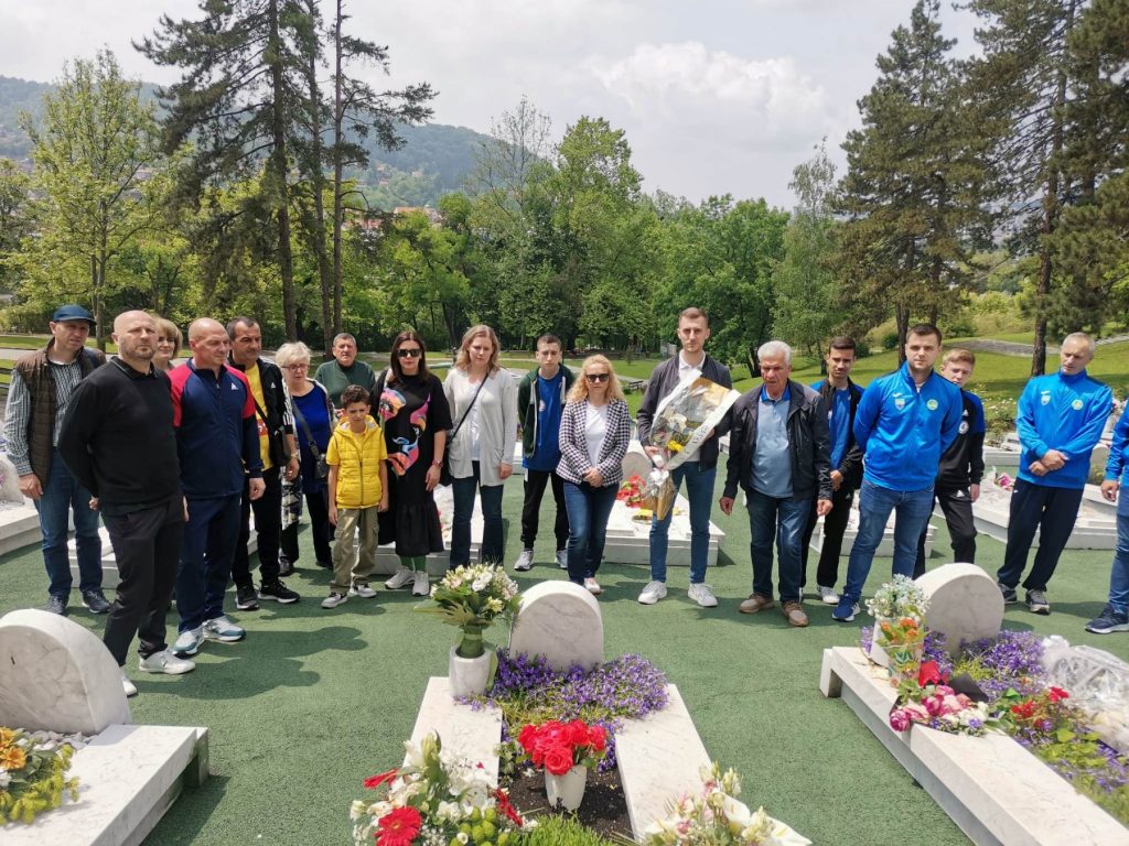 održan 27. memorijalni turnir “elvis alagić-enko” u tuzli, učešće uzelo preko 80 stonotenisera (video/foto)