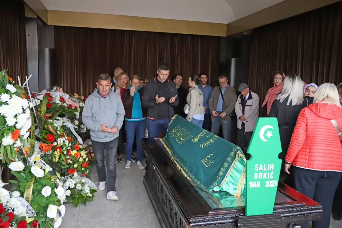 Posljednji ispraćaj doajenu bh. novinarstva Salihu Brkiću |