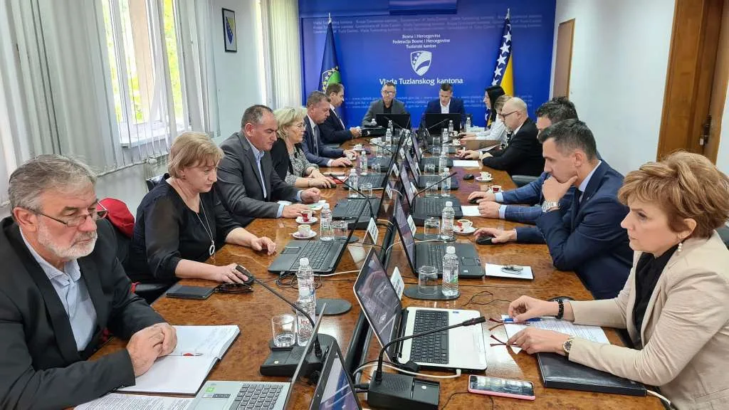 Vlada TK utvrdila izmjene i dopune Zakona o dopunskim pravima branilaca |
