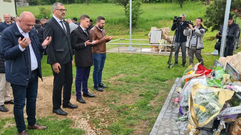 Delegacija Vlade TK prisustvovala obilježavanju godišnjice oslobađanja Vijenca |