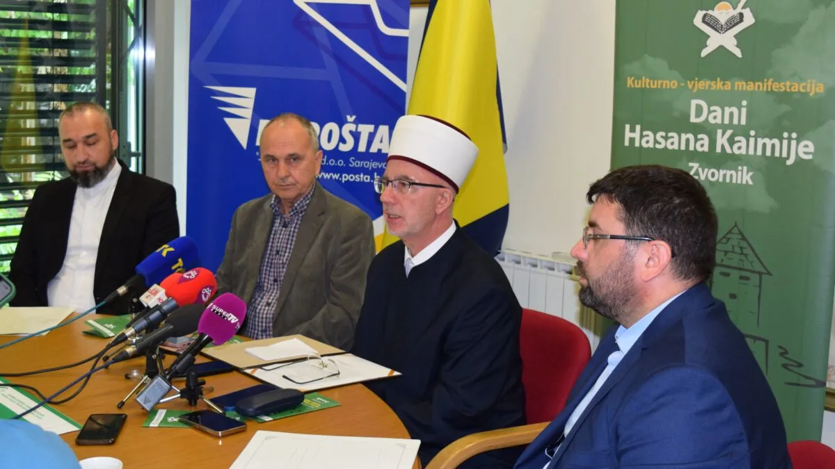 Počela XX Kulturno-vjerska manifestacija Dani Hasana Kaimije: Mustafa-ef. Muharemoviću Povelja Hasan Kaimija za životno djelo |