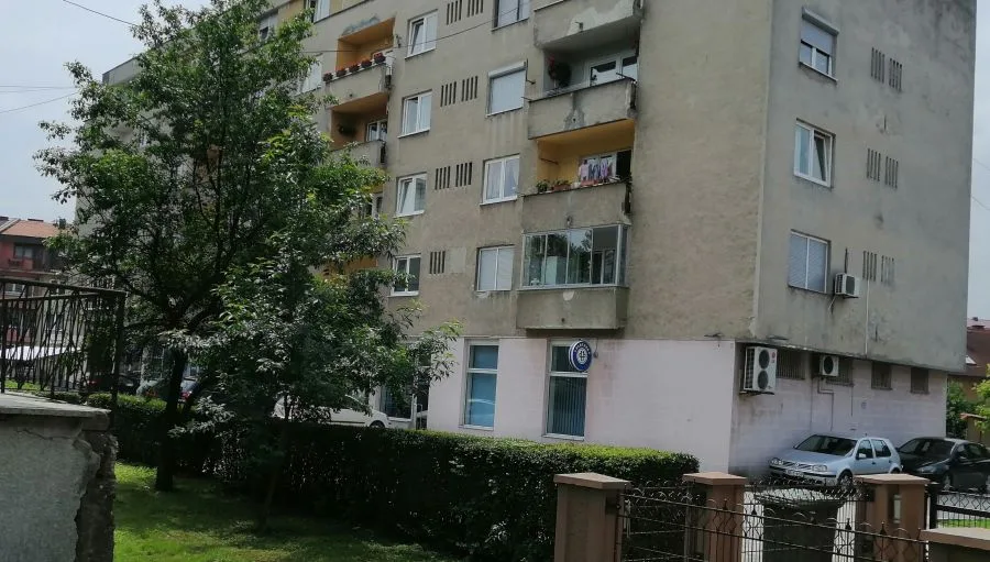 Oglas:Iznajmljuje se stan u centru grada