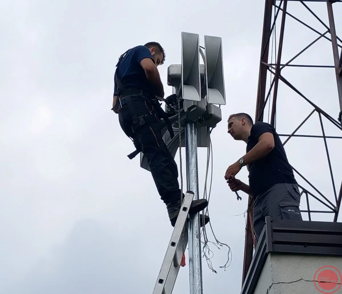Instalirane sirene za obavještavanje i uzbunjivanje građana na području Gračanice –