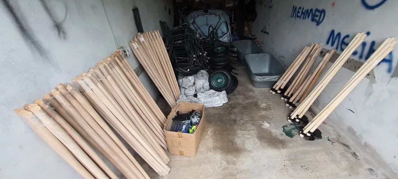 HO “Help Others” donirala alat za čišćenje mezarja u Sniježnici (FOTO)