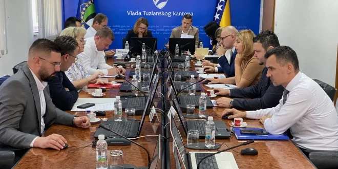 Održana vanredna sjednica Vlade TK: Interresorni pristup uočavanju nedostataka u radu sa djecom –